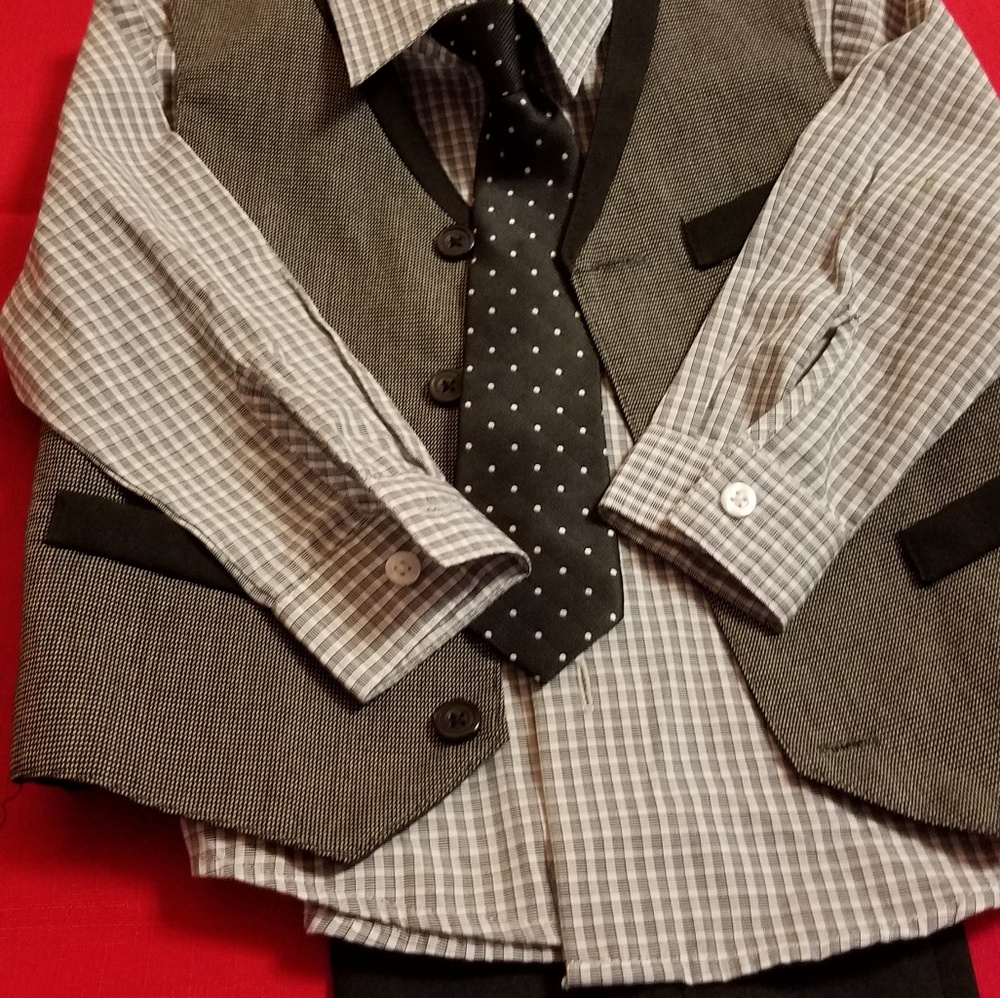 Van Hensen 4pc Vest Set